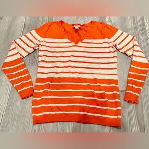 BANANA REPUBLIC V NECK Women’s top. Orange & White stripe. Size Small. GUC